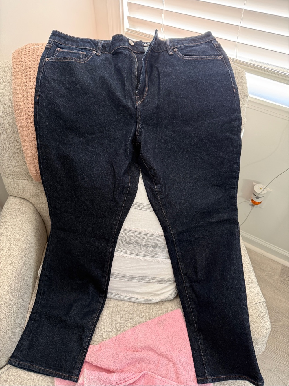 American Eagle Outfitters Women's Skinny Jeans in Dark Blue Denim